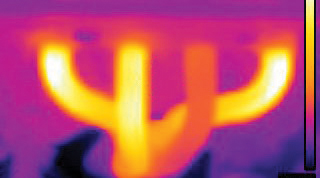 Met de warmtecamera kun je bijvoorbeeld misfires detecteren aan de hand van de temperatuur in het uitlaatspruitstuk.